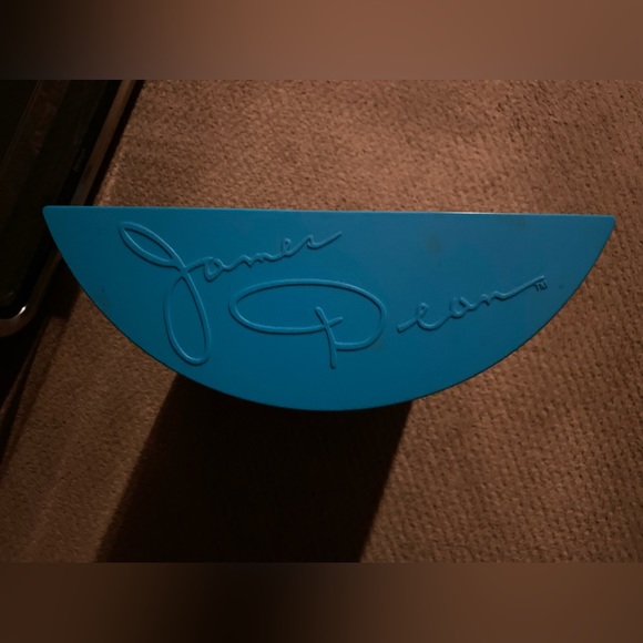 NIB ⭐️ James Dean The Legend Lives On doll ⭐️ Box has never been opened - Picture 6 of 6